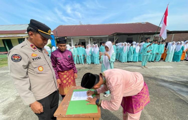 Bhuwana Lestari Teluk Meranti Resmi Dikukuhkan,Wujudkan Generasi Muda Peduli Lingkungan