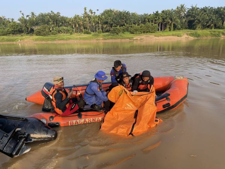 Hilang di Sungai Kuantan Remaja Ditemukan Meninggal Dunia