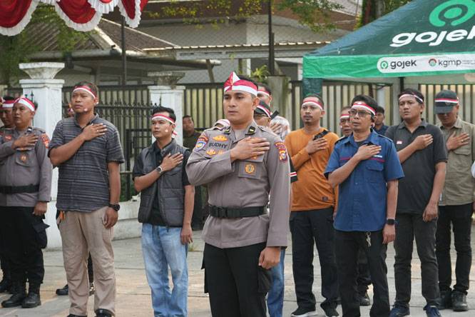 HUT RI ke-81, Ditbinmas dan Bid Humas Polda Riau Bersama Jurnalis Satukan Semangat Merah Putih