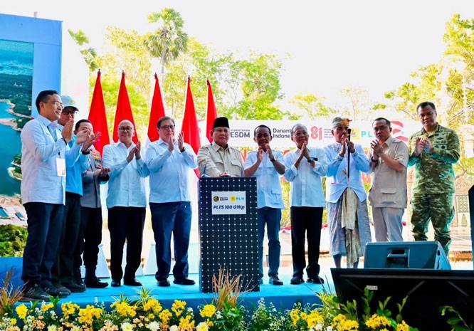 Wapang TNI Hadiri Peresmian PLTS 100 GWp Tahap Pertama Oleh Presiden RI