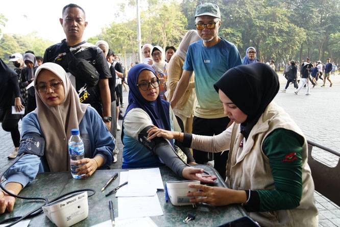 TNI Gelar Bhakti Kesehatan Gratis Sambut HUT ke-81 TNI
