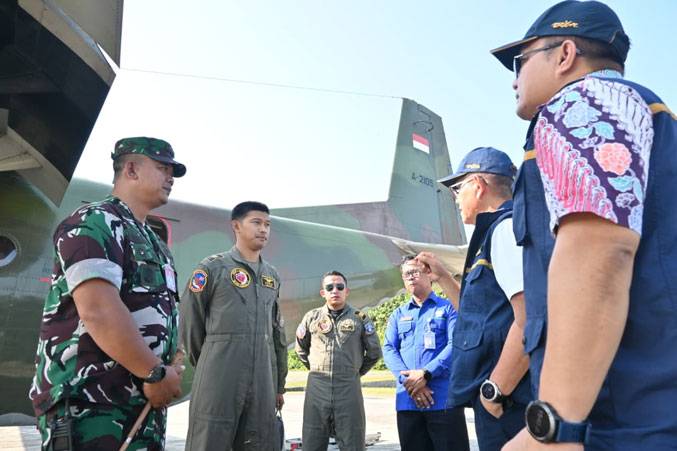 TNI Kerahkan 3 Pesawat Bantu Modifikasi Cuaca untuk Penanganan Karhutla di Kalimantan