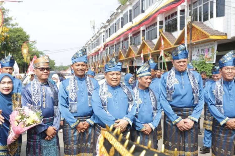 Pacu Jalur Tepian Narosa 2026 Resmi Digelar