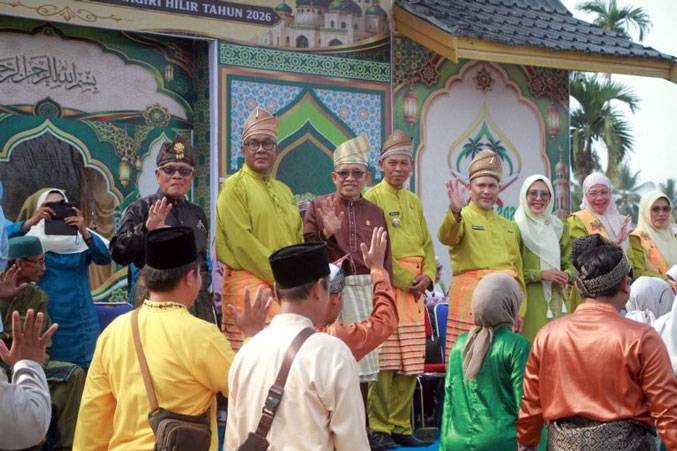 Anggota Komisi II DPRD Inhil HM Yusuf Said Hadiri Pawai Ta&rsquo;aruf dan Pembukaan Stand Bazar MTQ ke-41 Kecamatan Enok