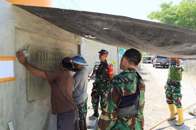 Pastikan Seluruh Sasaran Rampung Tepat Waktu, Dansatgas TMMD ke-129 Kodim 1505/Tidore Awasi Progres Pembangunan