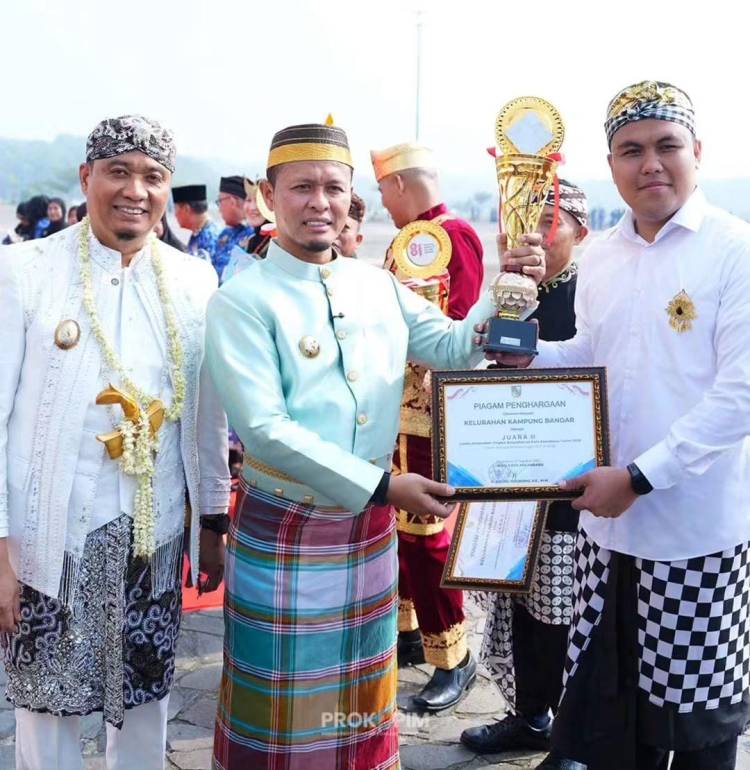 Kampung Bandar Senapelan Juara III Lomba Kebersihan se-Kota Pekanbaru