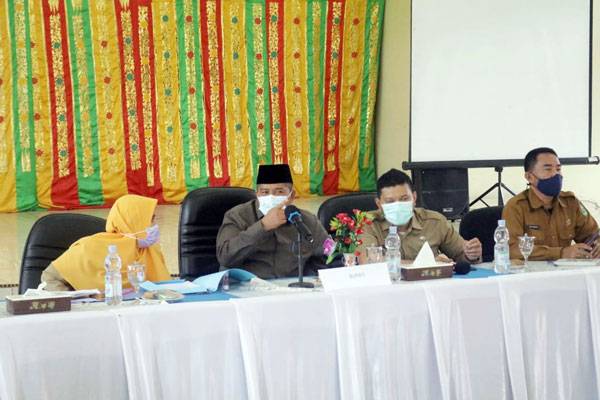 Bahas Dana Kampung, Alfedri Ingatkan Siltap di Dua Kecamatan Minas dan Kandis