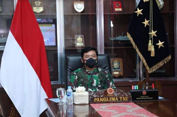 Panglima TNI Pimpin Rapat Evaluasi Penanganan Covid-19 dan Vaksinasi Dengan Pangkotama TNI