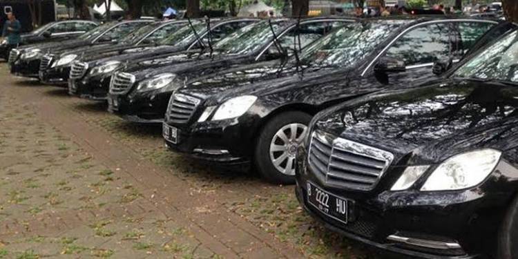 Bapenda Riau Akan Kejar Tunggakan Pajak Mobil Mewah