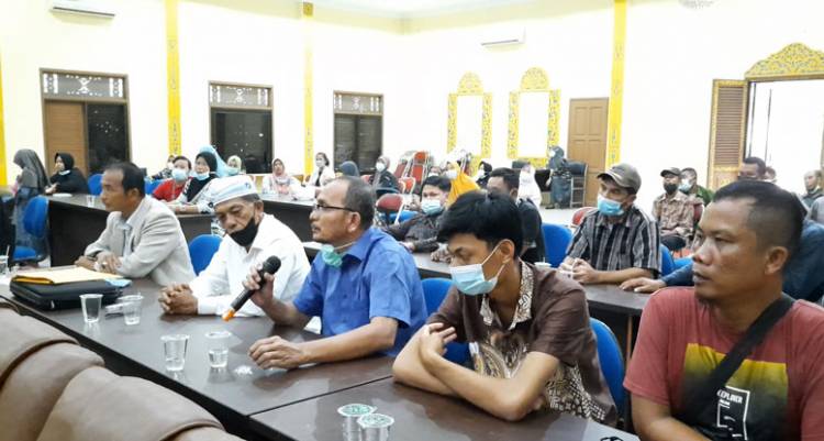 Buntut Bentrok Kebun Sekijang, Masyarakat Mengadu ke LAM Riau