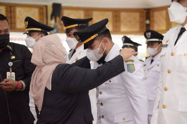 Bupati Bengkalis Lantik 285 Pejabat PTP, Adm, Pengawas dan Non Eselon