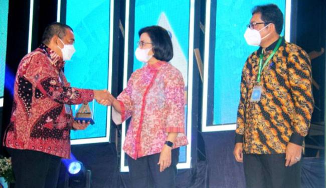 WTP 10 Kali Berturut-turut, Pemprov Riau Terima Penghargaan dari Kemenkeu