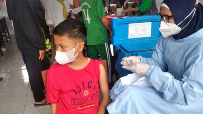 Pemko Pekanbaru Imbau Anak Usia 7-15 Tahun Mendapat Vaksinasi Booster