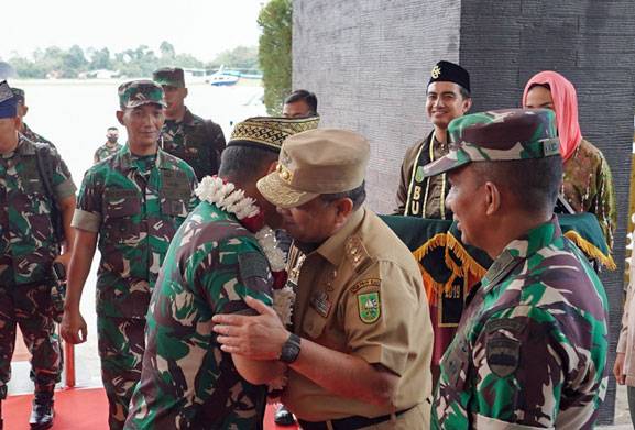 Setelah 22 Tahun, Begini Momen Nostalgia Wagubri dengan KASAD Jenderal TNI Dudung Abdurrachman