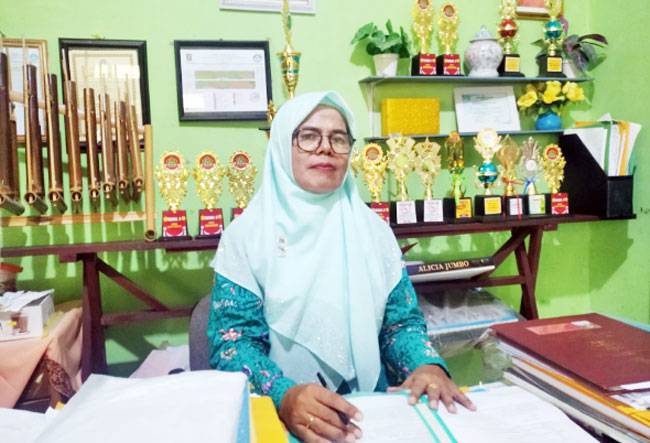 UPT SDN 035 Tarai Bangun Terima BOS Kinerja Tahun 2023