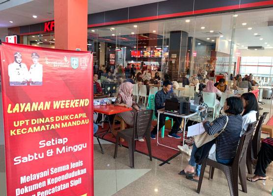 Weekend Service, Disdukcapil Bengkalis Layani Warga Saat Libur