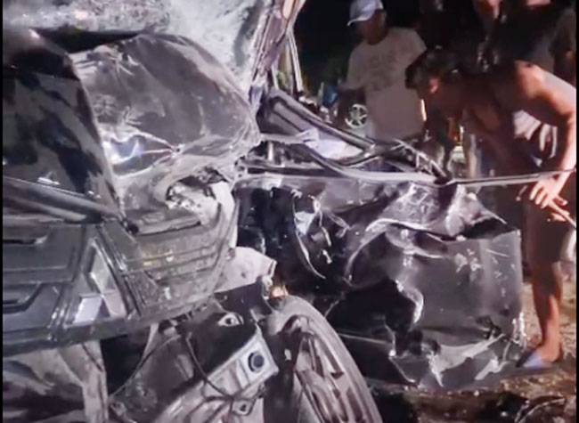 Mobil Rombongan Gubernur Riau Terlibat Kecelakaan, Satu Meninggal