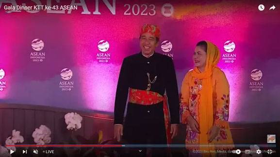 Potret Jokowi-Iriana Pakai Baju Adat Betawi Saat Gala Dinner KTT ASEAN di Jakarta