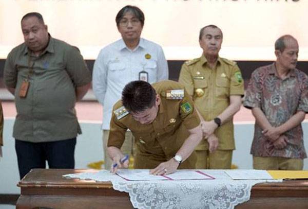 Bupati Rohil Afrizal Sintong Hadiri Rakor Percepatan PI 10 Persen Blok Rokan