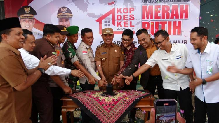 Bupati Herman Luncurkan Koperasi Merah Putih, Harus Jadi Motor Ekonomi Rakyat