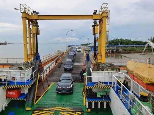Kurangi Antrean, Pemprov Bantu Satu Kapal Untuk Roro Bengkalis