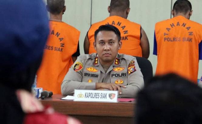 Sindikat Pembuat dan Pengedar SIM Palsu di Riau Dibongkar Polres Siak, 8 Tersangka Diamankan