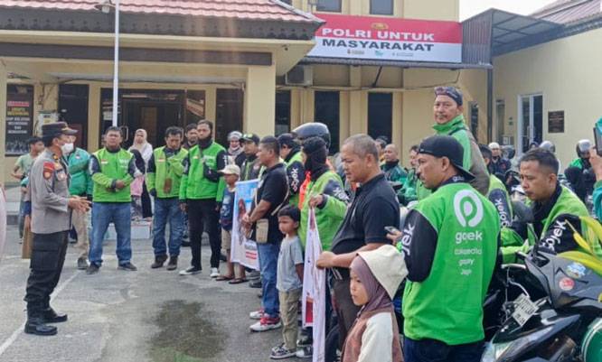 Anniversary ke-5 Domte Community, Polsek Binawidya Pekanbaru Perkuat Silaturahmi dan Sinergi Bersama Ojol