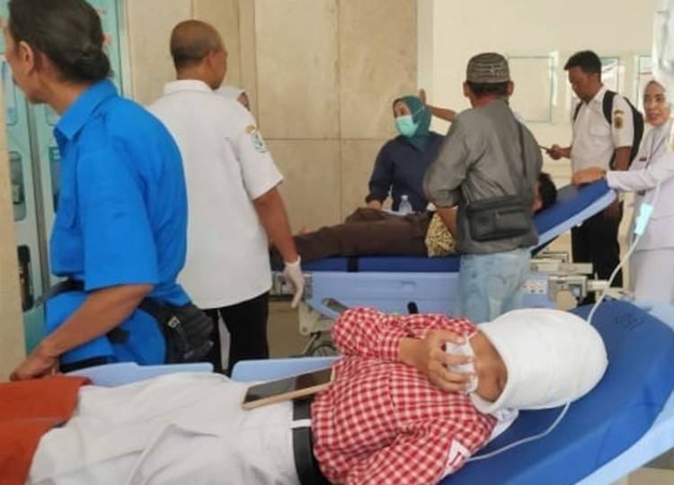 Terbanyak! Ratusan Siswa MTsN 3 Pati Diduga Keracunan MBG