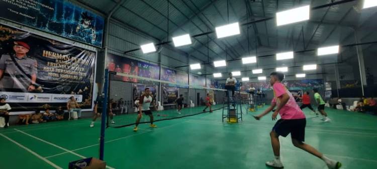 Herman Pelani Badminton Friendly Match 2026, 374 Peserta Meriahkan Ajang Silaturahmi di Pekanbaru