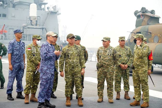 Panglima TNI Tinjau JS Kunisaki, Dukung Penanganan Karhutla di Kalimantan