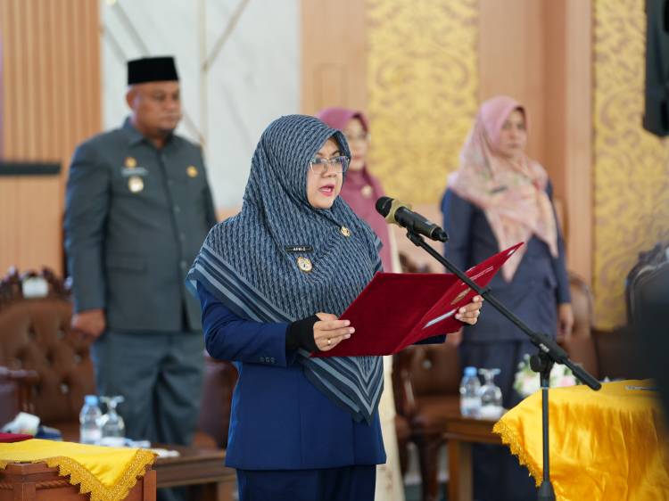 Bupati Siak Lantik 83 Pejabat, Afni: Jangan Cari Muka, Promosi Berdasarkan Kinerja