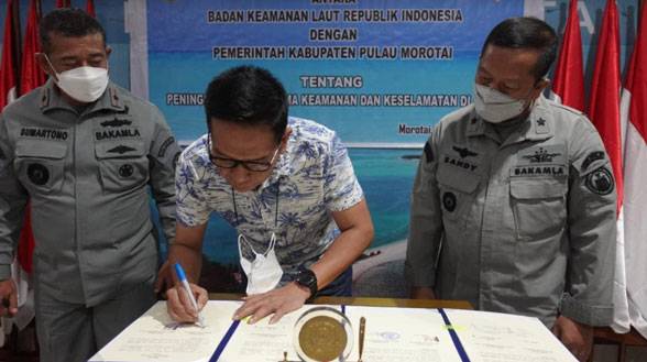 Amankan Perbatasan Perairan Filipina, Bakamla RI Jalin Kerja Sama Dengan Pemkab Pulau Morotai