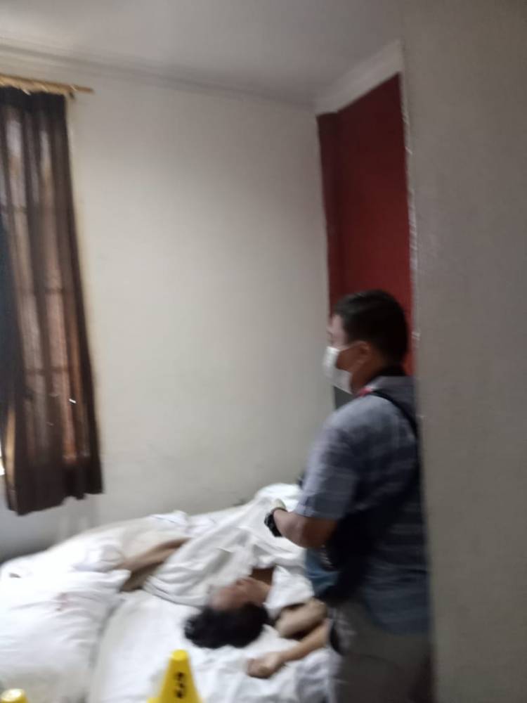 Perempuan Tanpa Busana di Pekanbaru Ditemukan Tewas di Kamar Hotel, Tubuh Ditutupi Sprei