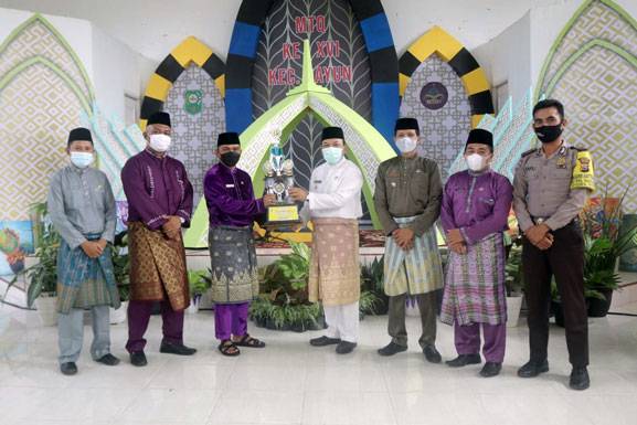 Penutupan MTQ ke-XVI Kecamatan Dayun, Wabup Husni: Antusias Peserta Sangat Tinggi