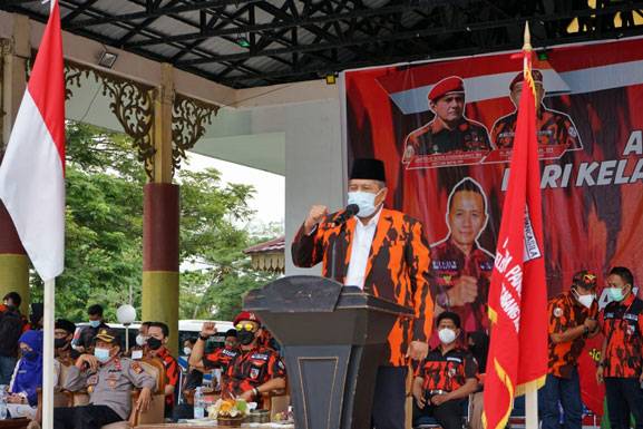 Alfedri Pimpin Apel Akbar Peringatan Hari Sumpah Pemuda dan Hari Pemuda Pancasila