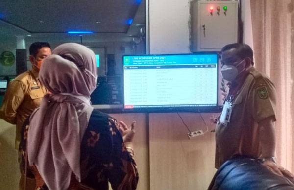 Sekdaprov Riau Ingatkan PNS Tak Boleh Pindah Sebelum 10 Tahun Bertugas