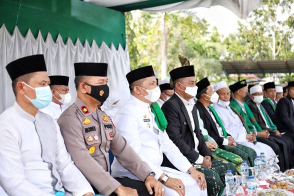 Bupati HM Adil Laksanakan Upacara Peringatan Hari Santri Nasional 2021