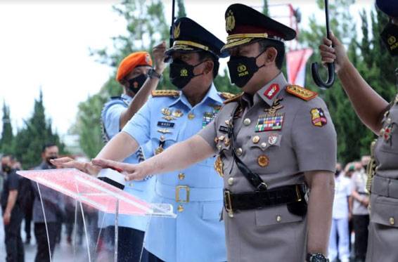 Panglima TNI: Perang Semesta Melawan Covid-19 Membutuhkan Dedikasi dan Koordinasi Antara TNI-Polri Serta Stakeholder