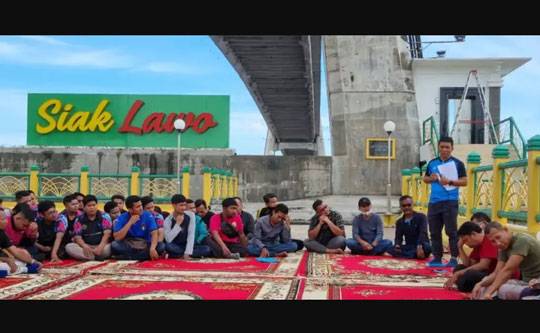Gelar Ramah Tamah, Kadis Kominfo Siak Harap Staf Kompak dan Bisa Kerjasama