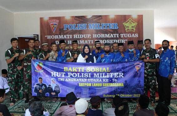Dansatpom Lanud Suryadarma Berbagi Dengan Anak Yatim di HUT POM-AU Ke-76