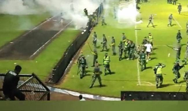 Hasil Rapat TGIPF Tragedi Kanjuruhan: Semua Liga PSSI Dihentikan