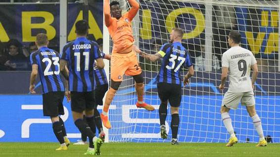 Inter Milan Bungkam Barcelona, Munchen dan Napoli Pesta Gol