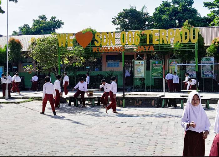 Gasing Dongkrak Rapor Pendidikan Numerasi UPT SDN 006 Kubang Jaya