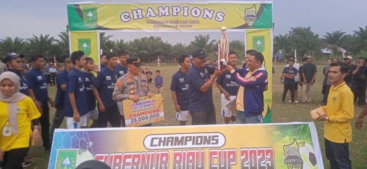Tekuk Persetara Cikampak FC 2-0, DLH Rohil FC Juara Piala Gubernur Riau 2023