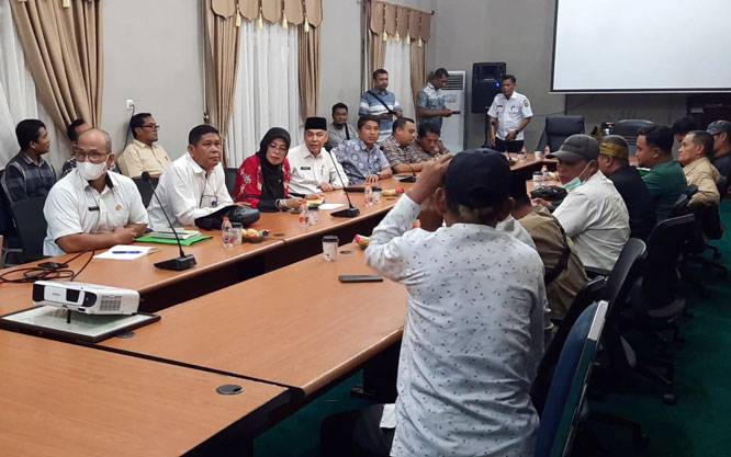 Demo Diganti Rapat, Karut Marut Kebun Plasma di HGU PT Surya Intisari Raya