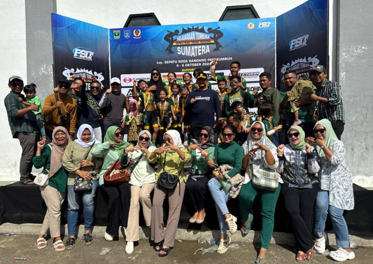15 Atlet Sepatu Roda  Zapin Inline Skate Riau Full Senyum, Seluruhnya Sabet Medali di Kejuaraan PION 2024 Payakumbuh