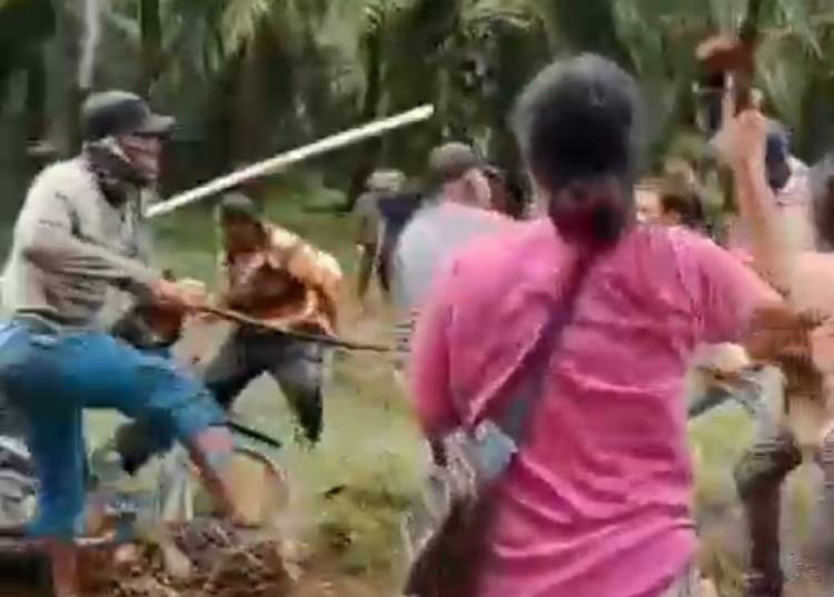 Warga Terlibat Bentrok Berdarah dengan Pengamanan PT. UTS