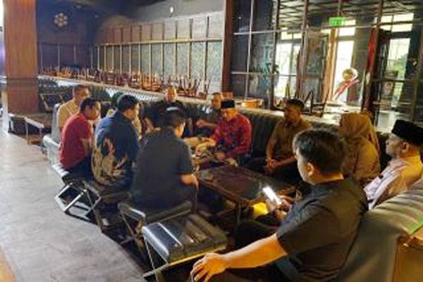 Warga Melapor Resah, DPM-PTSP dan Satpol PP Riau Datangi HW Live House