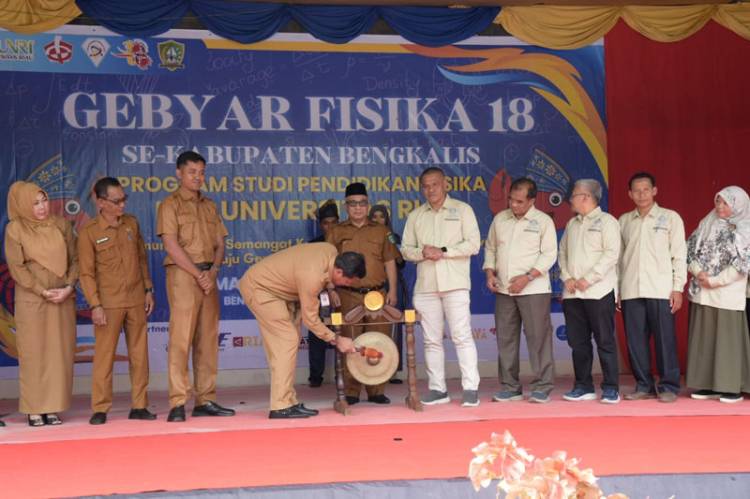 Gebyar Fisika ke-18 se-Kabupaten Bengkalis, Bupati Kasmarni: Wadah Positif Lahirkan Generasi Cerdas dan Inovatif