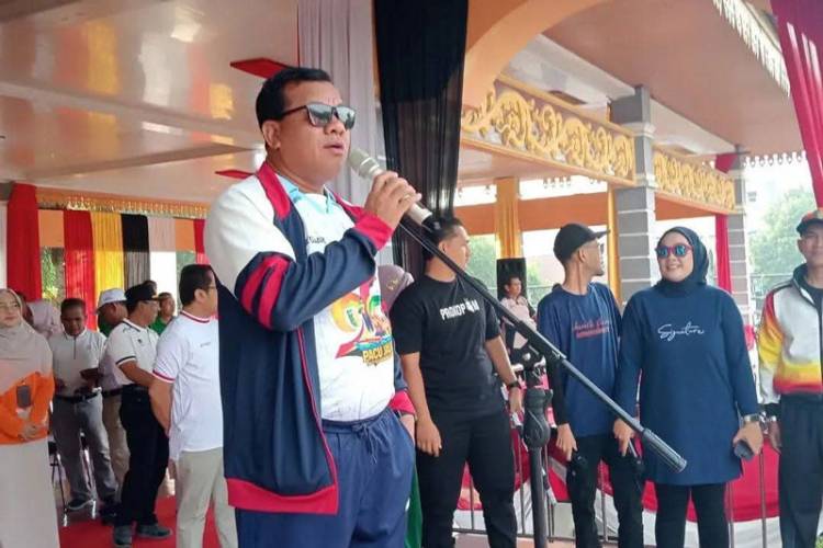 Pembukaan Pacu Jalur Sempena HUT Kabupaten Kuansing Ke-26 Berlangsung Meriah